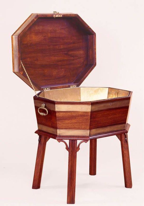 Picture of GEORGIAN STYLE MAHOGANY WINE COOLER