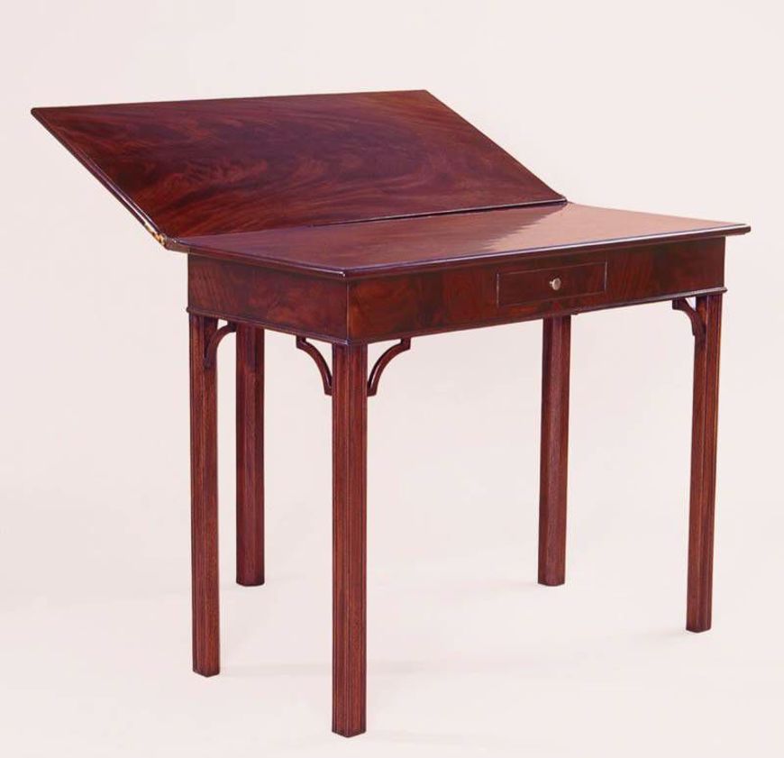 Picture of GEORGE III STYLE MAHOGANY GATE LEG TABLE