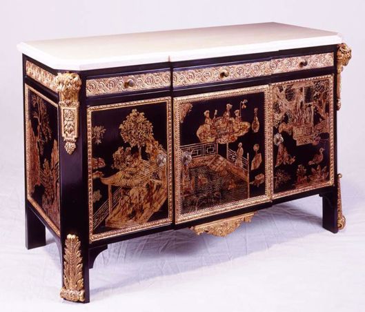 Picture of LOUIS XVI STYLE CHINOISERIE & GILTWOOD COMMODE